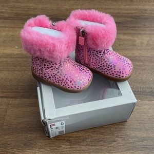 Brand new Uggs boot